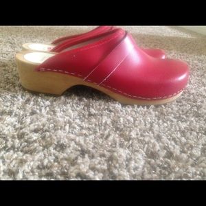 Danish Design Leather Slide Mule Wood Staple Clog